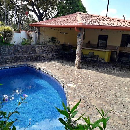 Dos Palmas Studio Apartments Rio Segundo Luaran gambar