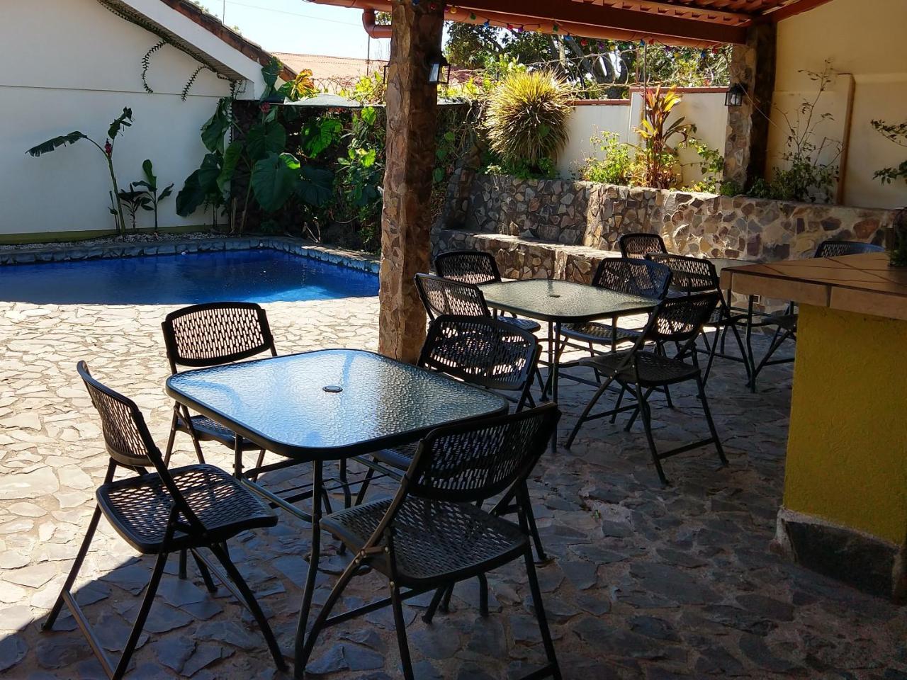 Dos Palmas Studio Apartments Rio Segundo Luaran gambar